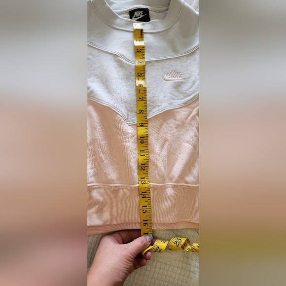 Nike medium sweater - Picture 3 of 3